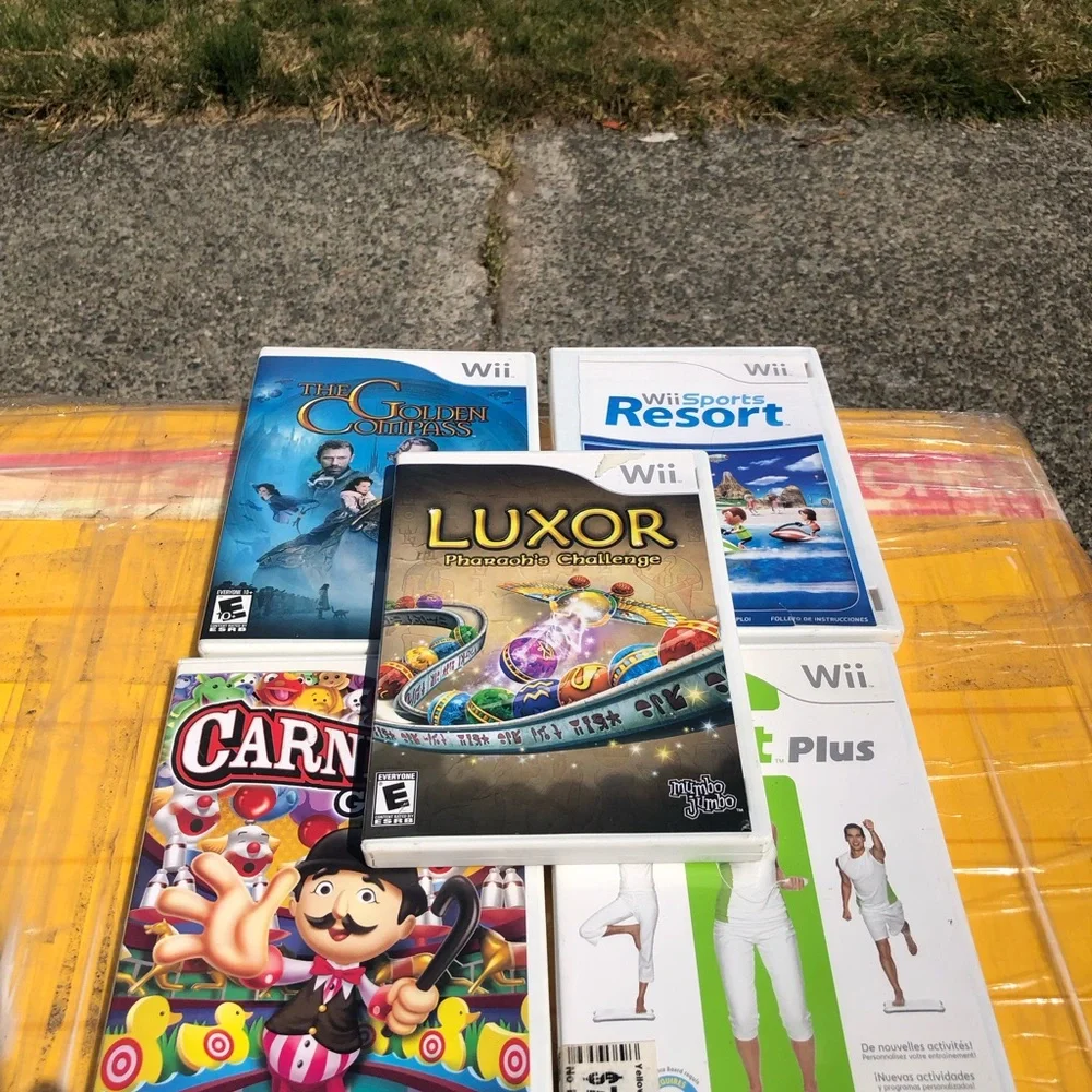 Lots of 5 WII Carnival Games & Wii Game Bundle - Colorful Covers (Multicolor)